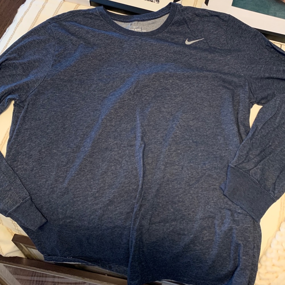 Nike long sleeve shirt